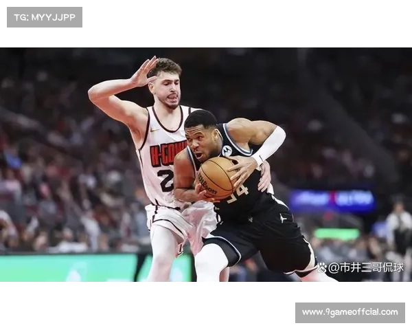 申京与亚当斯或卡佩拉搭档内线效果突出，占据大量出场时间